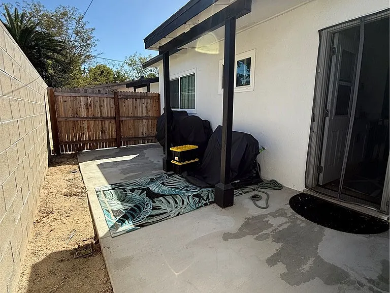 241 Costa Mesa St #B — Photo 19