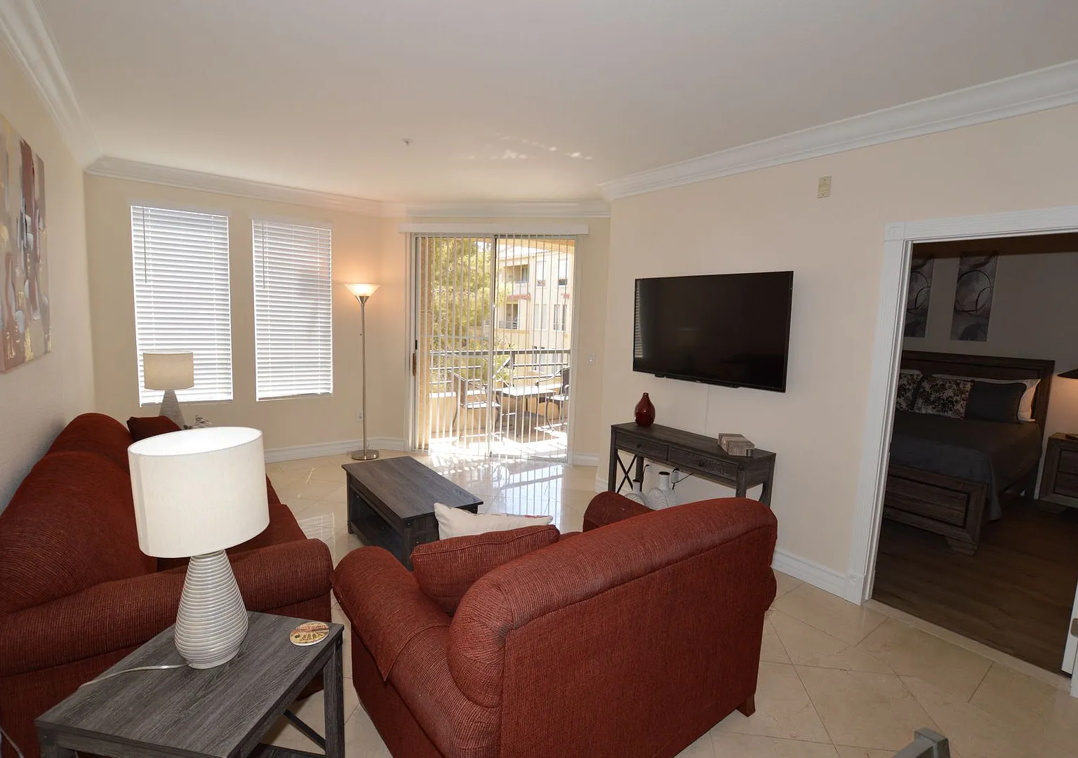 Newly Remodeled & Furnished Luxury Condo Rental near the Las Vegas Strip! — Photo 2