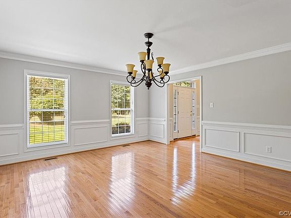 4th image of 10813 Pine Reach Ct