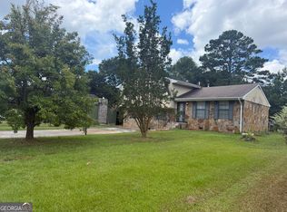 5957 Nell Ln, Ellenwood, GA 30294