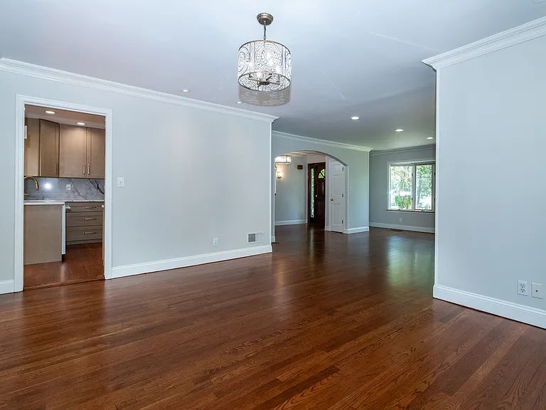 177 Puritan Dr — Photo 6
