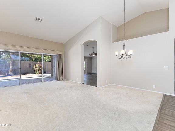 5th image of 8928 W KIMBERLY Way