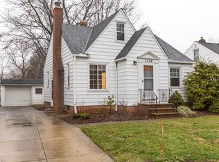 1354 Mayfield Ridge Rd, Mayfield Heights, OH 44124