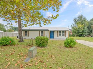 37 Beech Ln, Defuniak Springs, FL 32435