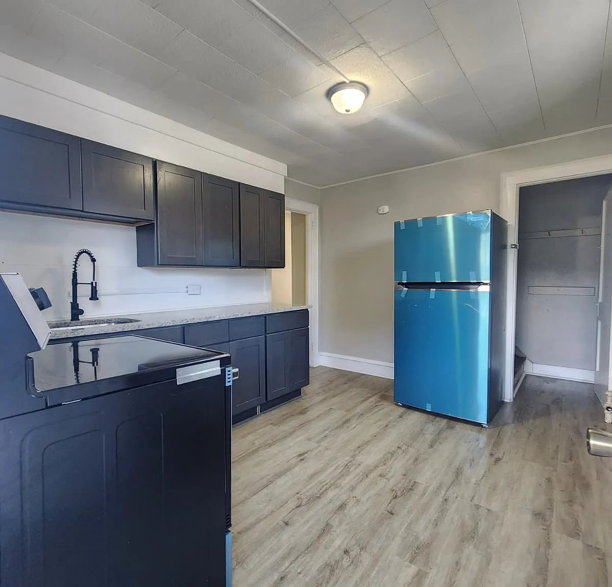 1 bed, $1,045 — Photo 1