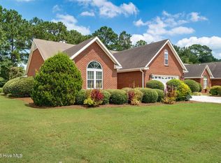 117 Candlewood Dr, Wallace, NC 28466