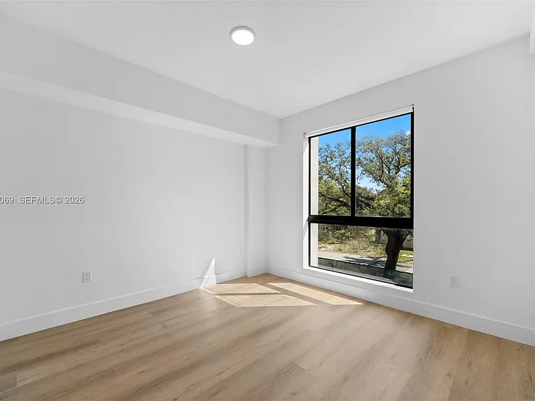 2479 NE 192nd St #205 — Photo 11