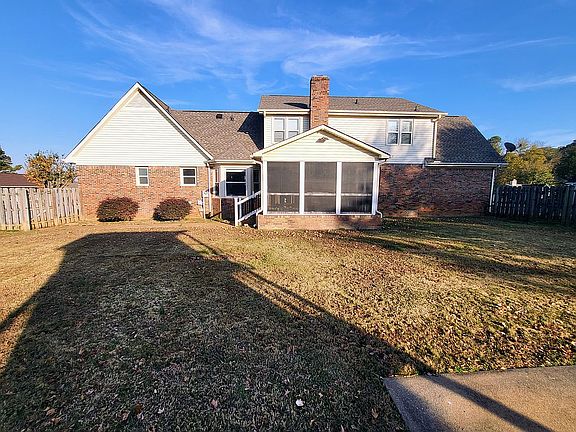 4th image of 125 E Bailey Springs Dr