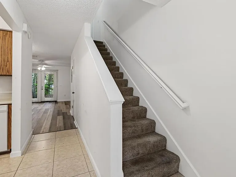 10 Moultrie Creek Cir #1 — Photo 3