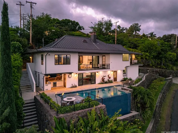 2644 Pacific Heights Rd, Honolulu, HI 96813