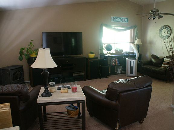 4th image of 22342 Bluewater Dr SE