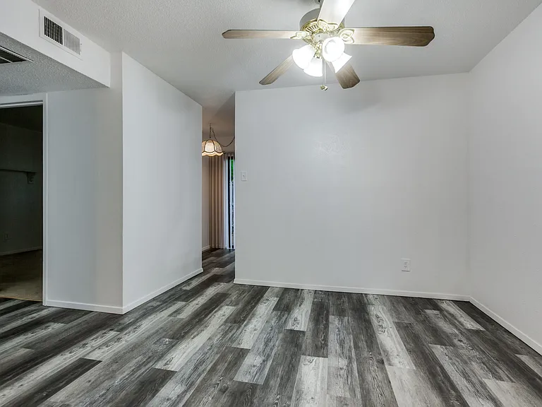 2111 E Belt Line Rd #168B — Photo 5