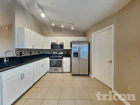 5th image of 6708 Shepherd Oaks St