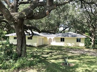 128 County Road 698a, Angleton, TX 77515