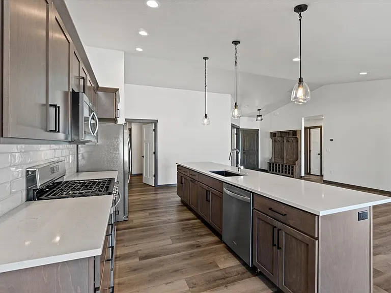 316 W Grange Ave — Photo 8