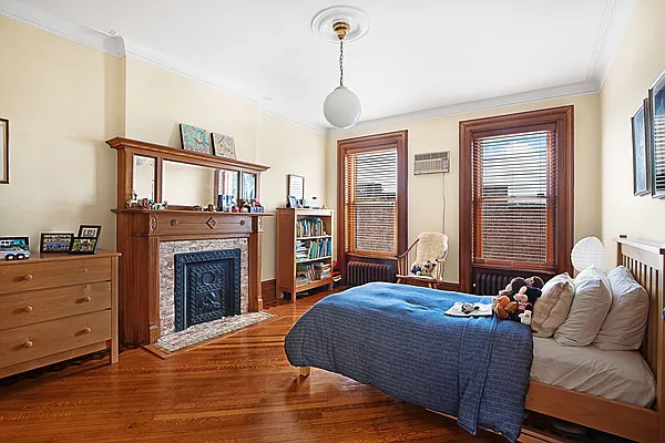 Sold by Compass | media 12