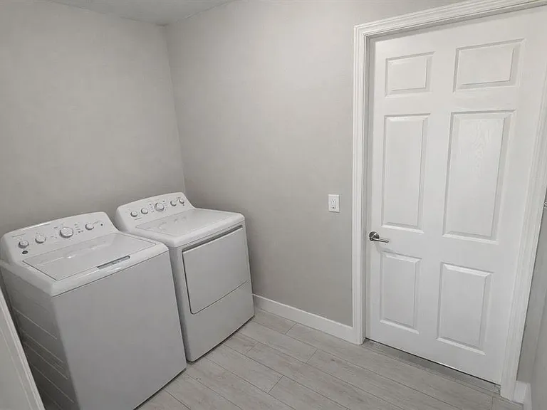 3504 Valleyview Dr — Photo 17