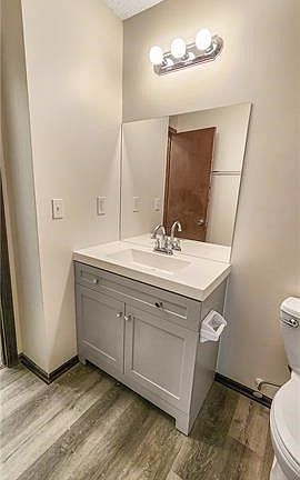4th image of 114 SE Flagstone Dr