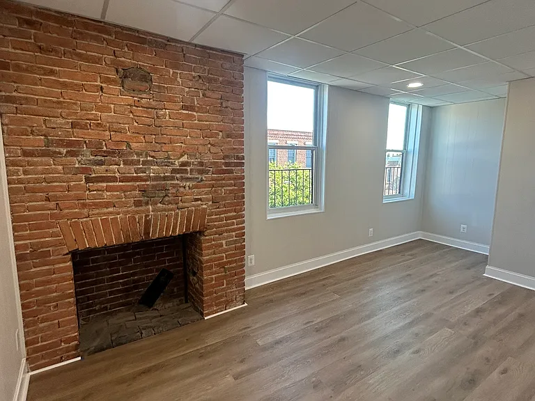 1130 Light St #5 — Photo 9