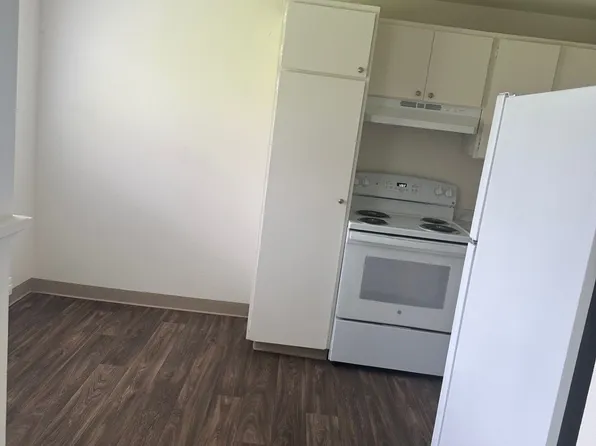 Esquire Apartments