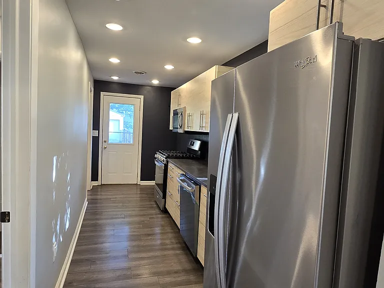 2818 Draper St SE — Photo 5