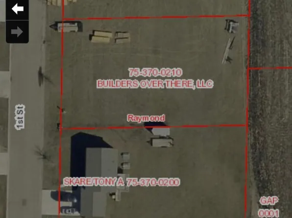 415 1st St S, Raymond, MN 56282