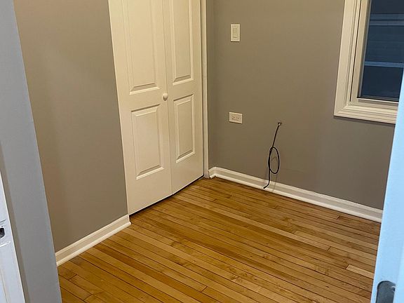 4th image of 2519 N Luna Ave #1