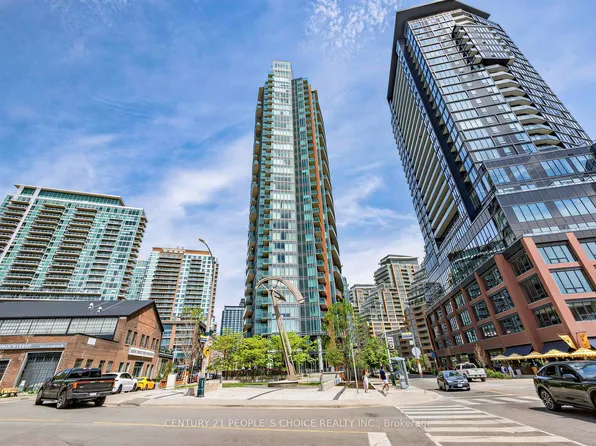 150 E Liberty St #1508, Toronto, ON M6K 3R5