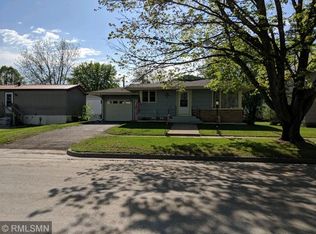 113 S Jefferson St, Houston, MN 55943