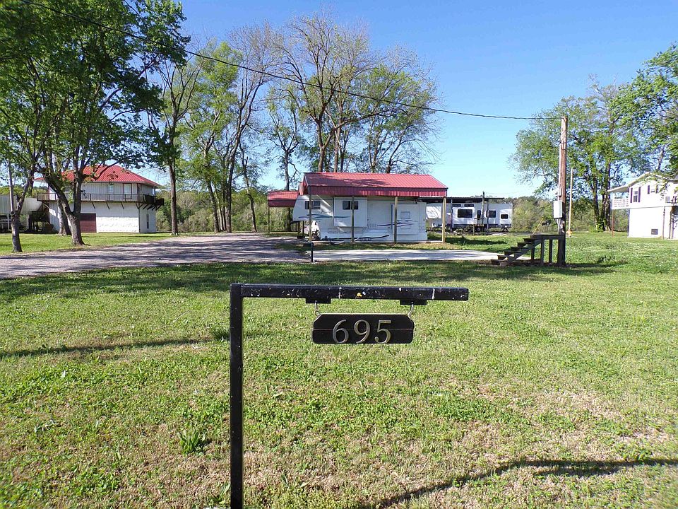 1st image of 695 Arnold Ln #22