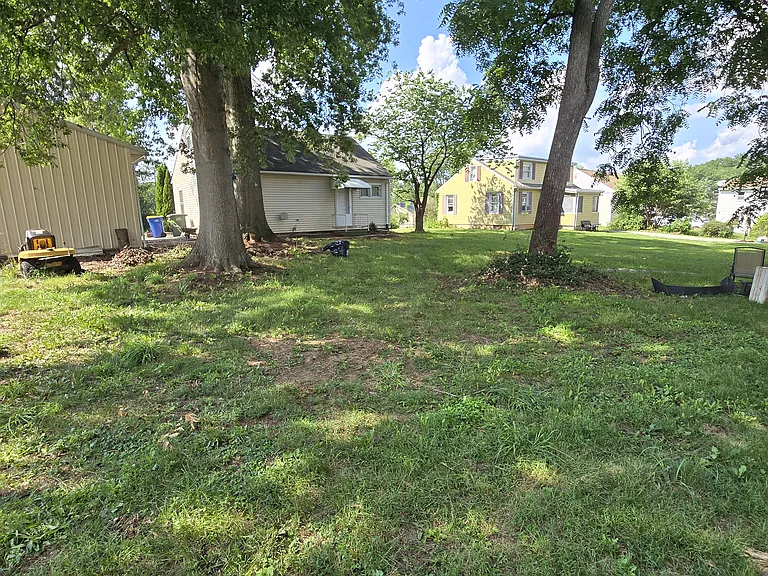 1875 Poplar Rd — Photo 8