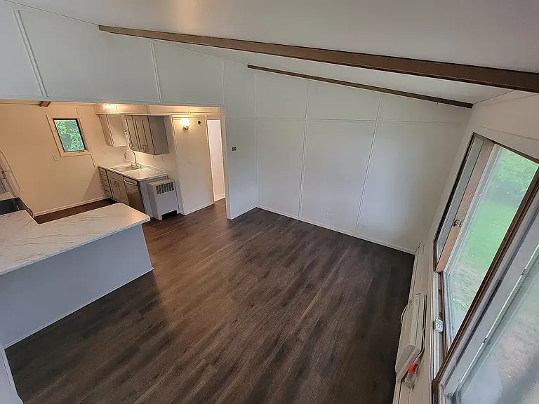 1115 Moreland St #4 — Photo 6