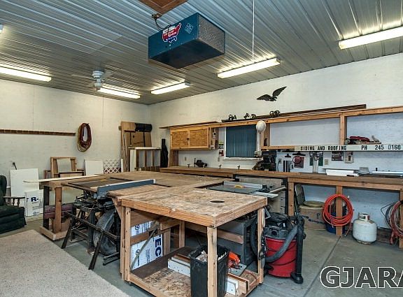 5th image of 2642 Cottonwood Dr