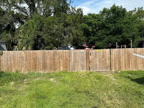 9211 N 13th St #7, Tampa, FL 33612