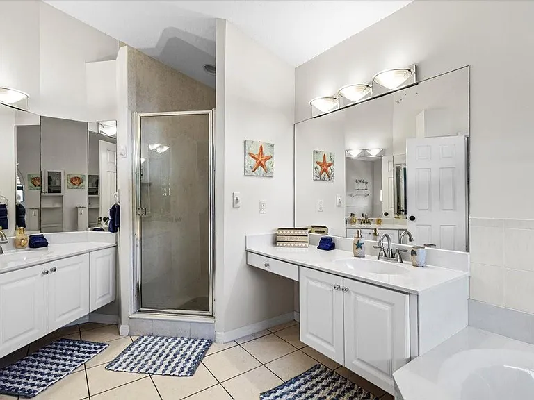 2250 SE Country Club Ln — Photo 21