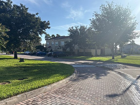 4th image of 2762 Bella Vista Dr