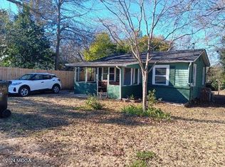 429 1/2 Arnold St, Barnesville, GA 30204