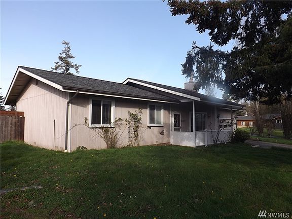 3rd image of 500 Hemlock Ct