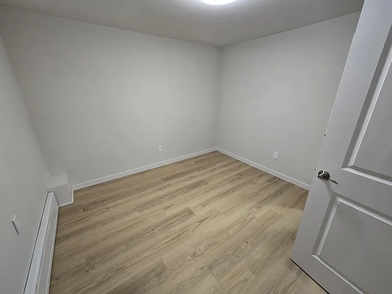 117 Riverview Ave — Photo 9