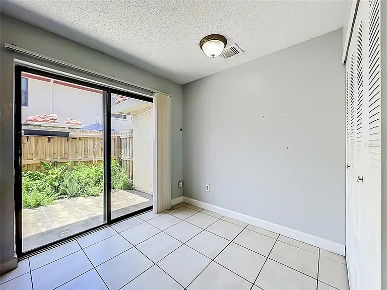 1604 Little Falls Cir #76 — Photo 14
