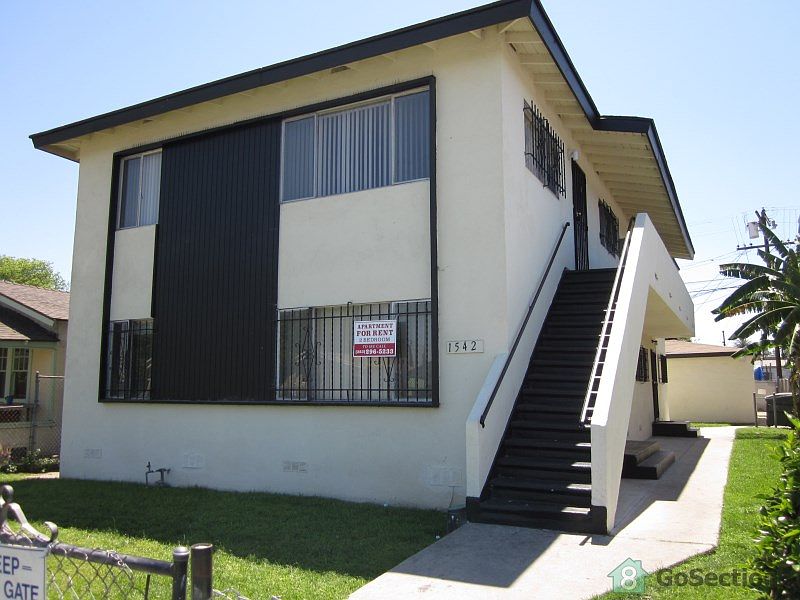 1st image of 1542 W 60th St APT 3