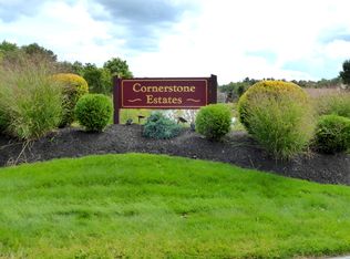 81 Southpoint Dr, Scarborough, ME 04074