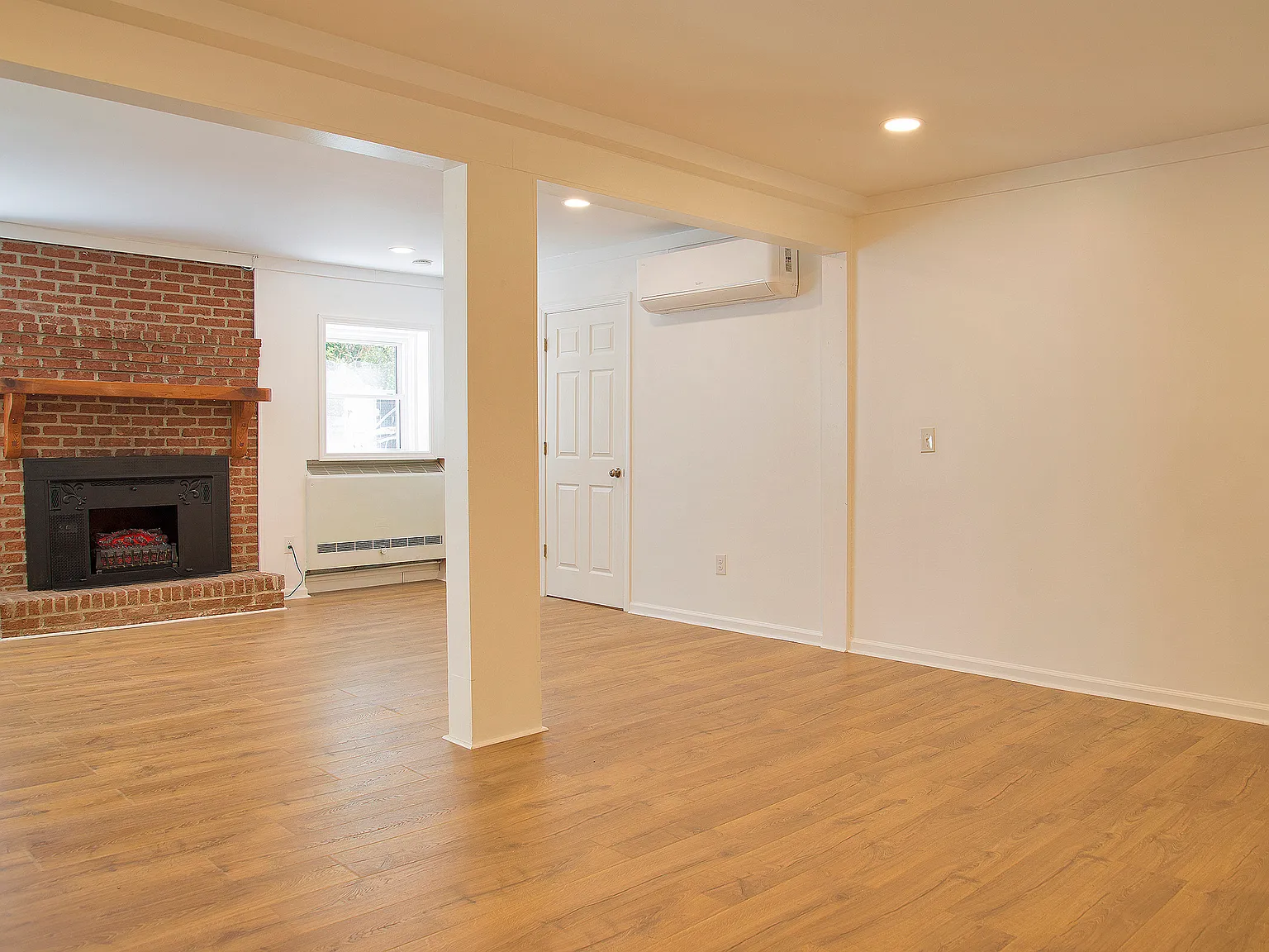 1 bed, 900 sqft, $1,800 — Photo 4