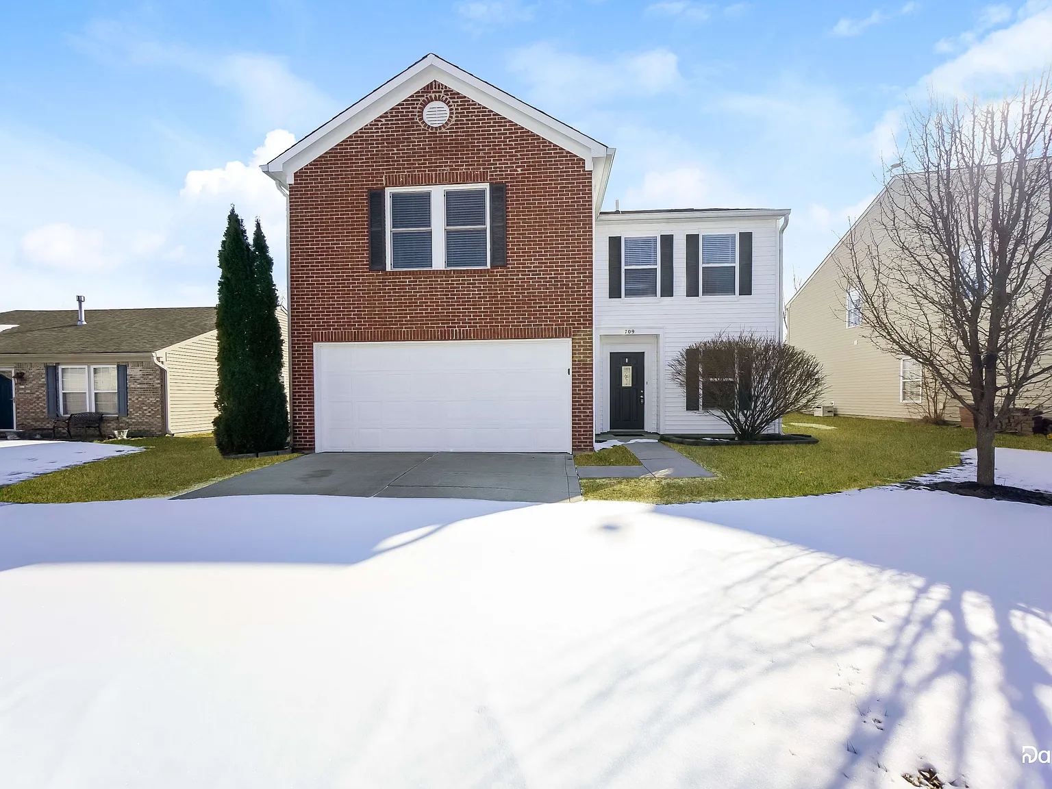 3 bed, 2.5 bath, 1997 sqft, $1,840 — Photo 2