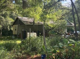 123 County Road 343, Cleveland, TX 77327