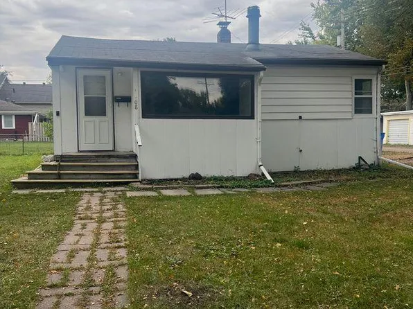 1108 14th Ave N, Fargo, ND 58102