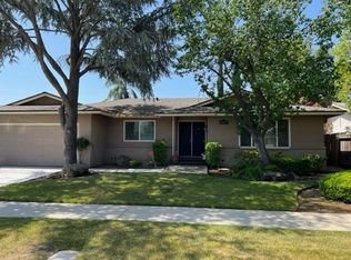 2817 E Los Altos Ave, Fresno, CA 93710