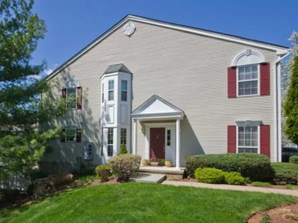 103 Somerset Ct, Princeton, NJ 08540