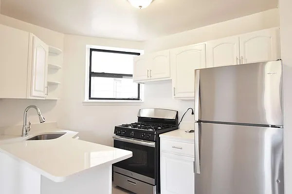 Rented by Bold New York | media 11