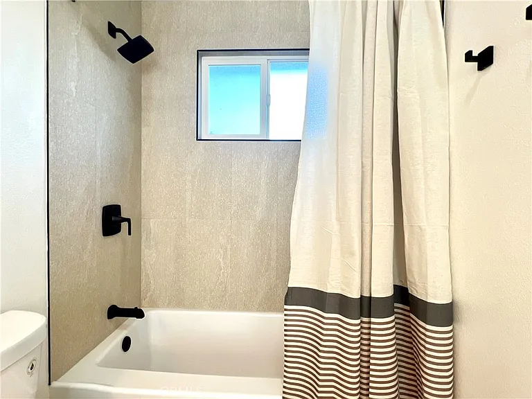 6399 San Harco Cir #B — Photo 17